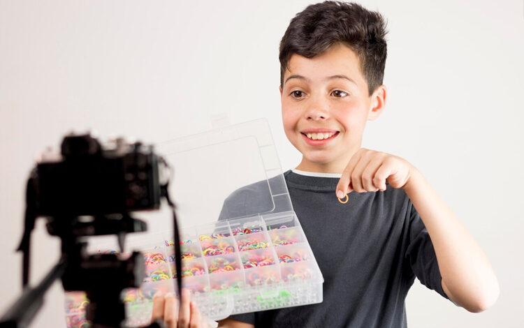 Video Editing for Kids: A Fun and Creative Journey (Freepik)